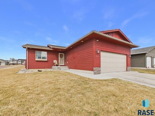 6632 W Amber St Street, Sioux Falls, SD, 57107 | Card Image