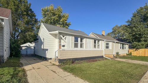 1412 78th Place, Kenosha, WI, 53143 | Card Image