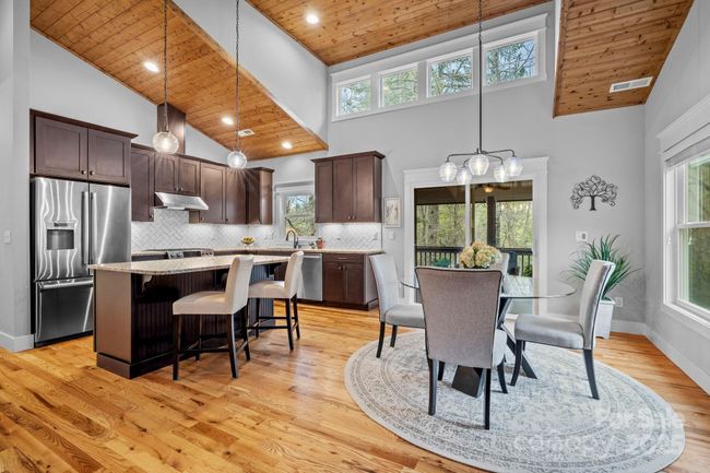 16 Sugarland Ridge Rd, House other with 3 bedrooms, 3 bathrooms and null parking in Fairview NC | Image 11