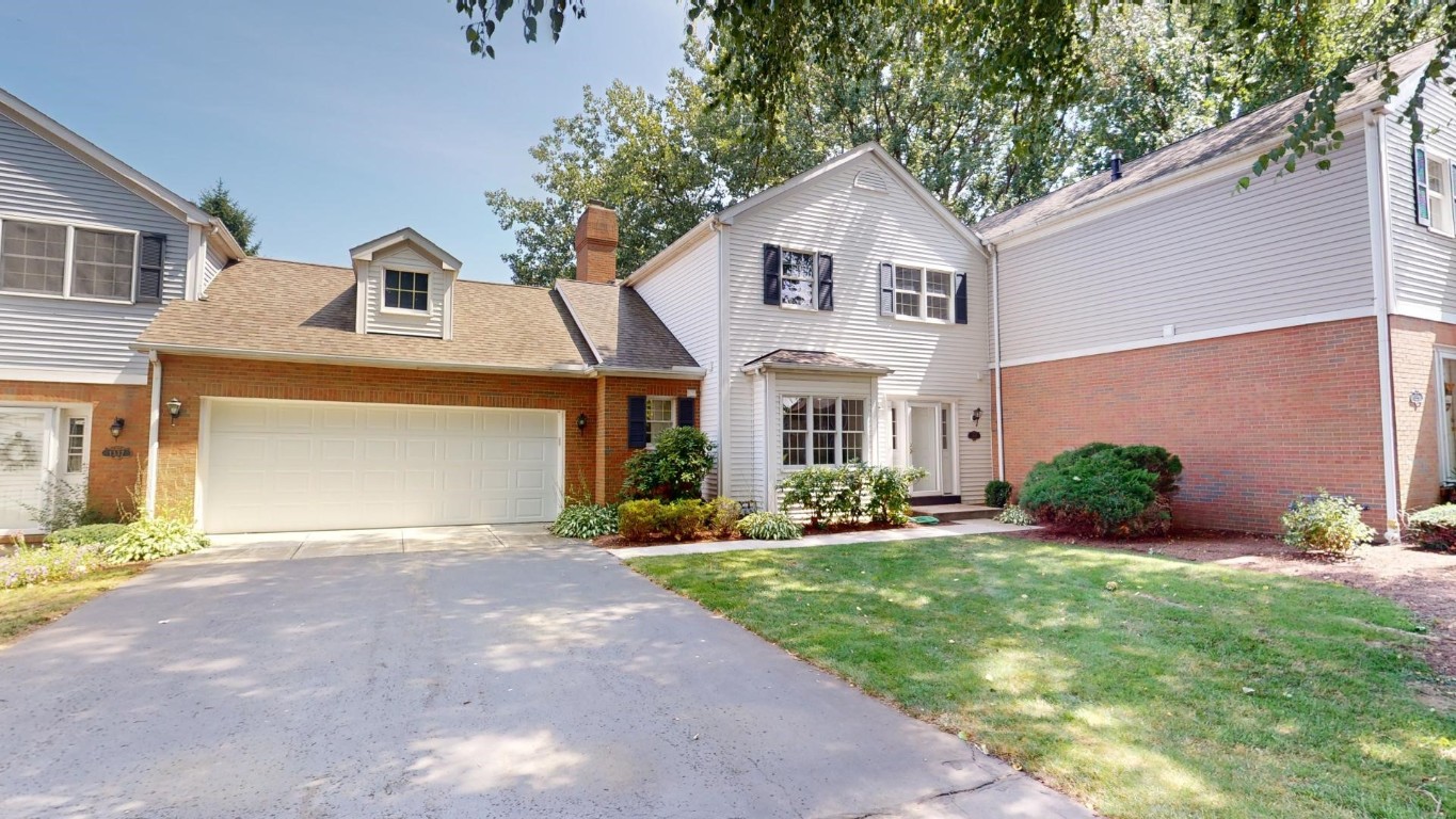 Top Rd, Erie, PA 16505