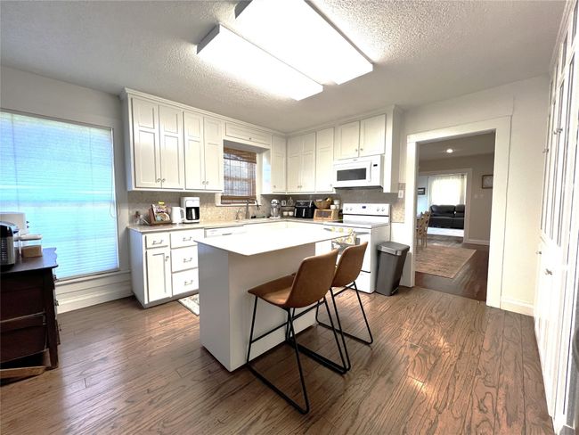 1107 N Avenue G, House other with 3 bedrooms, 3 bathrooms and null parking in Haskell TX | Image 9