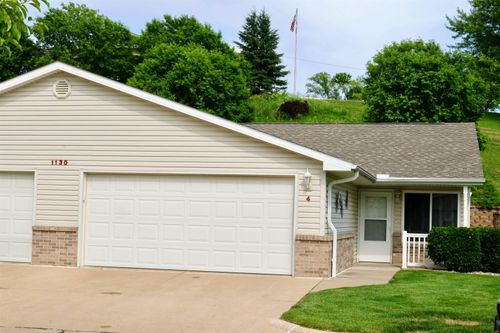 1130 Meadow View Ct, Sioux City, IA, 51106-1948 | Card Image
