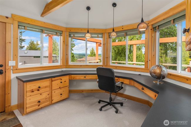 16375 Ne 44 Th Ct, House other with 3 bedrooms, 3 bathrooms and 3 parking in Redmond WA | Image 28