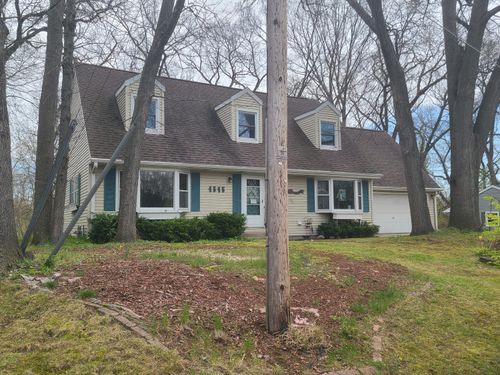 4545 N Cedar Trl, Stevensville, MI, 49127-9518 | Card Image