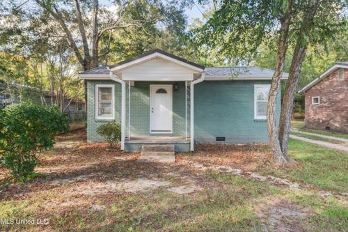 417 Hatten Ave E, Wiggins, MS, 39577-3334 | Card Image