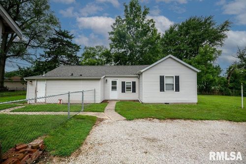 572 Roosevelt St, Creve Coeur, IL, 61610-4176 | Card Image