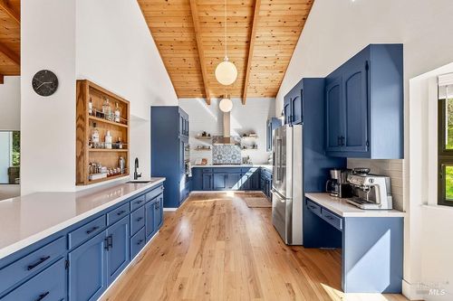 913 Valley View Drive, Healdsburg, CA, 95448 | Card Image