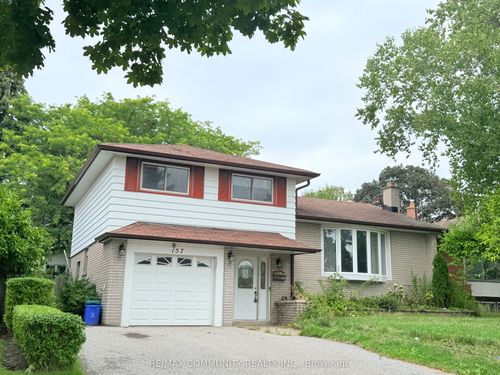 157 Labrador Dr, Oshawa, ON, L1H7E4 | Card Image