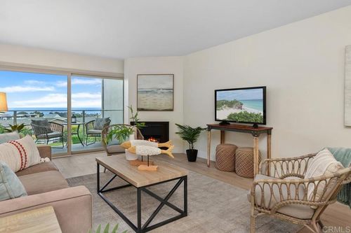 unit-8-640 W Solana Cir, Solana Beach, CA, 92075-2347 | Card Image