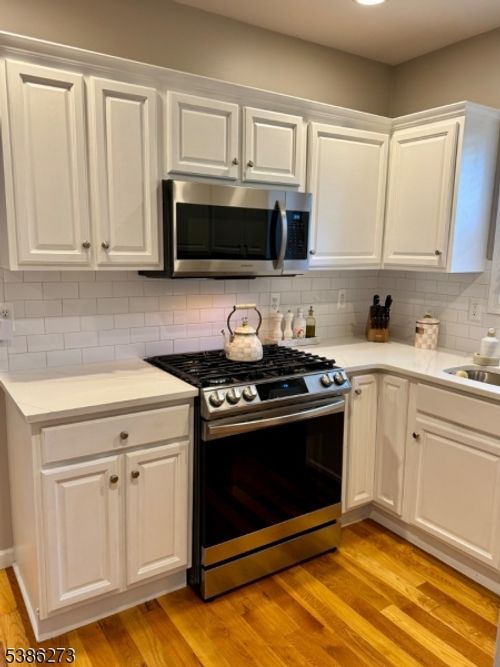 2-66 King St, Nutley, NJ, 07110-3356 | Card Image
