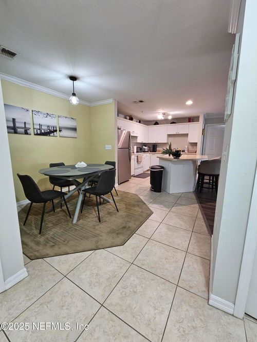323-3591 Kernan Blvd S, Jacksonville, FL, 32224-4645 | Card Image