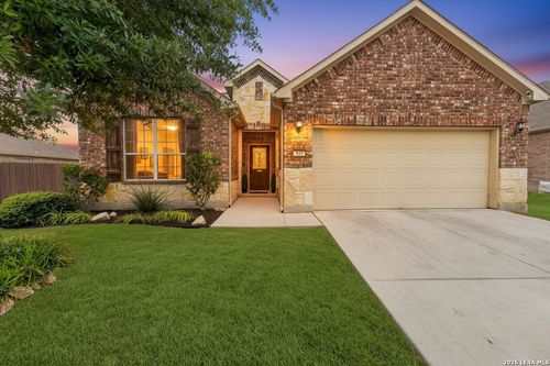 321 Silver Buckle, Schertz, TX, 78154-3508 | Card Image
