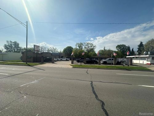 23321 Plymouth Rd, Redford, MI, 48239-1431 | Card Image