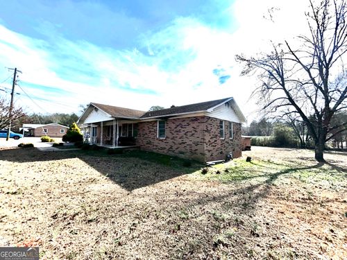 68 White Pine Rd, Toccoa, GA, 30577-7909 | Card Image