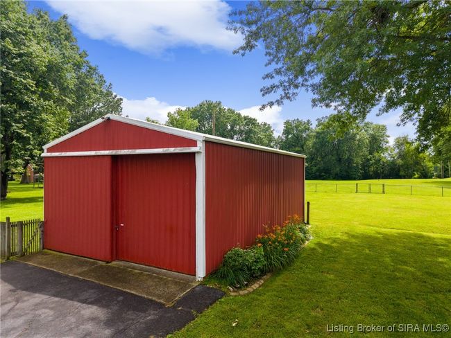 1407 Slate Run Rd, Home with 3 bedrooms, 3 bathrooms and null parking in New Albany IN | Image 16