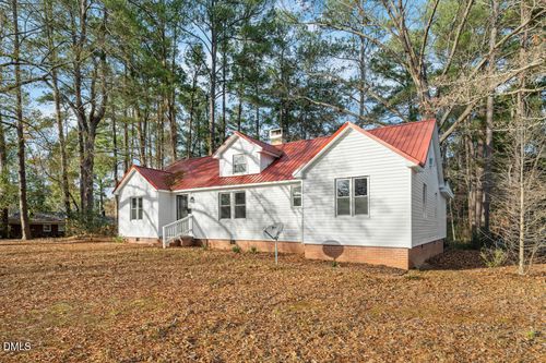 210 Monroe Ave, Sanford, NC, 27330-4026 | Card Image