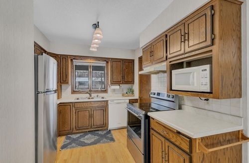 718 2 1/2 St N, Sartell, MN, 56377-1713 | Card Image