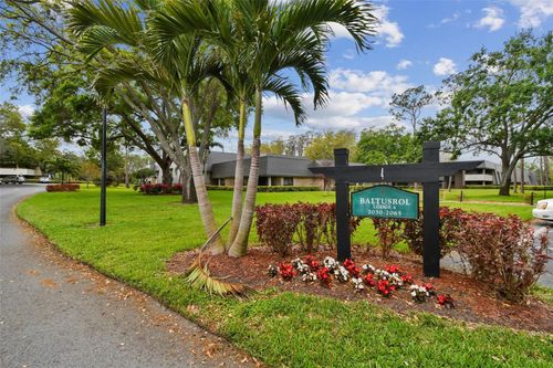 6211-36750 Us Highway 19 N, PALM HARBOR, FL, 34684 | Card Image