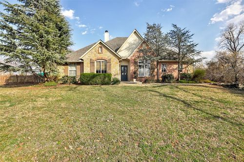 11100 N Ashford Drive, Yukon, OK, 73099 | Card Image