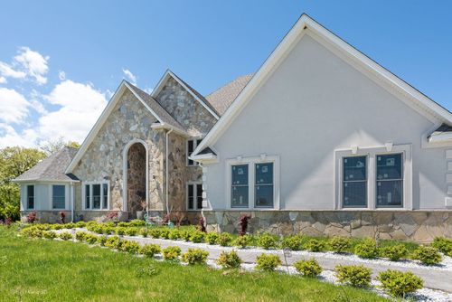 38148 N Helena Ln, Wadsworth, IL, 60083-9745 | Card Image