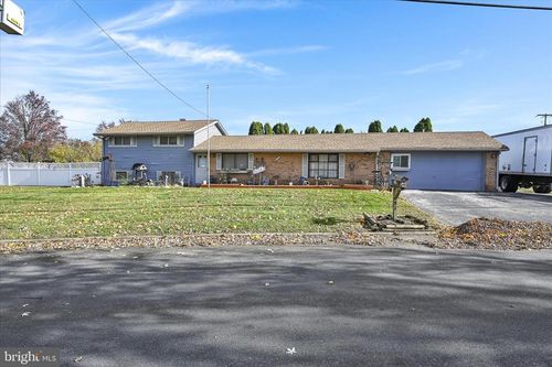 91 Hull Dr, YORK, PA, 17404-5721 | Card Image