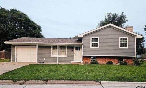 1180 10th St, Henderson, NE, 68371-8863 | Card Image