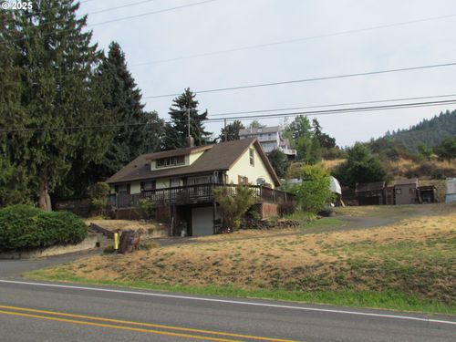640 E Jewett Blvd, White Salmon, WA, 98672-3004 | Card Image
