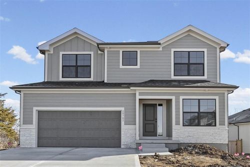 20703 Emerald St, Spring Hill, KS, 66083-7710 | Card Image