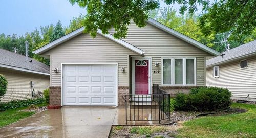 402 Lady Slipper Ave Ne, New Prague, MN, 56071-2079 | Card Image