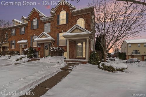 6252 Cheshire Park Dr, Clarkston, MI, 48346-4813 | Card Image