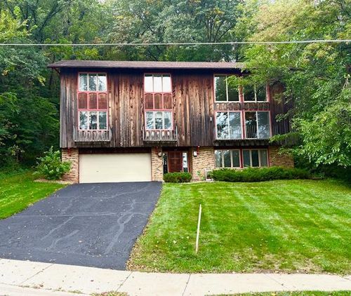 1632 Spruce Dr, Red Wing, MN, 55066-3036 | Card Image