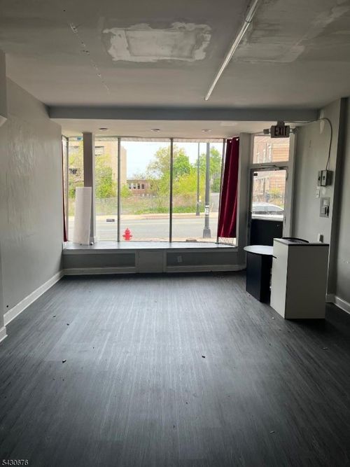 274 Central Ave, Orange, NJ, 07050-3454 | Card Image