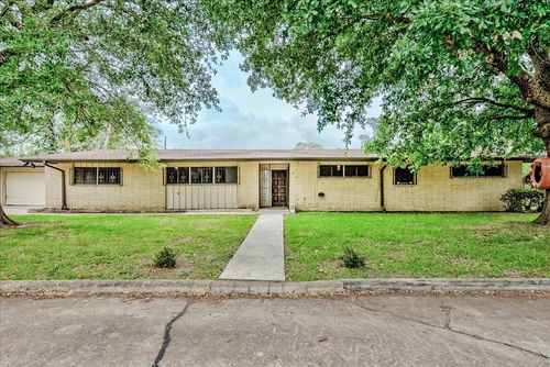 2600 35th St, Port Arthur, TX, 77640-2646 | Card Image
