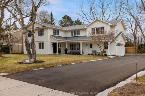 246 Cairncroft Rd, Oakville, ON, L6J4M3 | Card Image