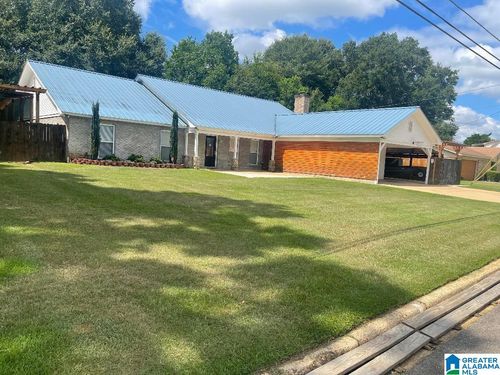 1211 Manora Estates Dr, Tuscaloosa, AL, 35405-8705 | Card Image