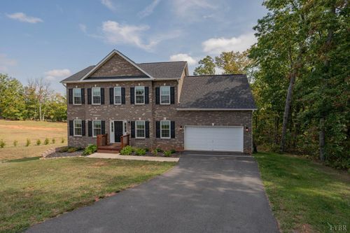 1024 Carriage Pkwy, Rustburg, VA, 24588-4803 | Card Image