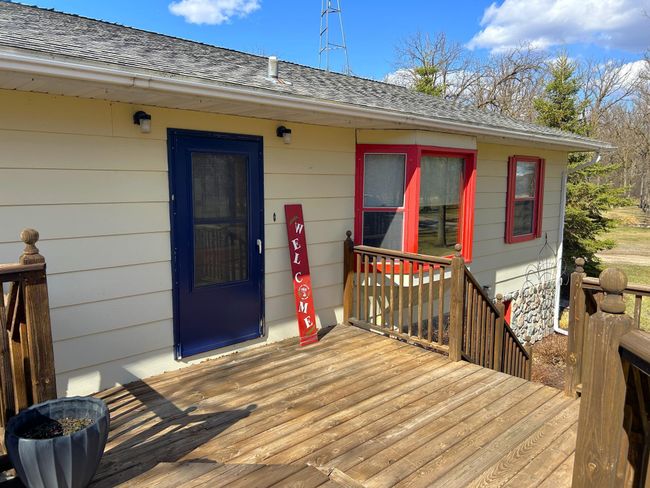 Deck | Image 40
