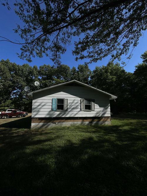 706 Myrtle St, Taneyville, MO, 65759-9204 | Card Image