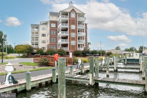 unit-303-301 Muir St, Cambridge, MD, 21613-1970 | Card Image