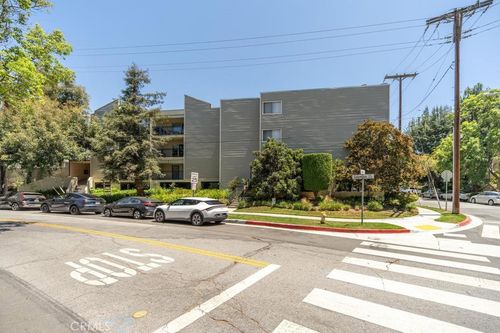 11-1236 N Columbus Ave, Glendale, CA, 91202-1628 | Card Image