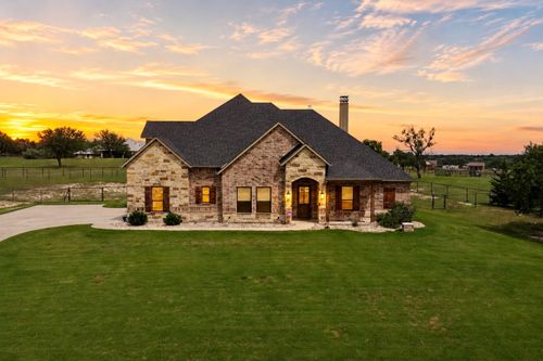 115 Trace Dr, Weatherford, TX, 76087-6492 | Card Image