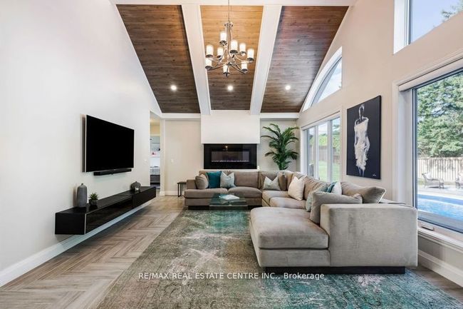 2 Cedar Grove Rd, House other with 6 bedrooms, 4 bathrooms and 6 parking in Mono ON | Image 10