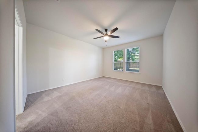 2080 Lost Timbers Dr, House other with 5 bedrooms, 3 bathrooms and 2 parking in Conroe TX | Image 22