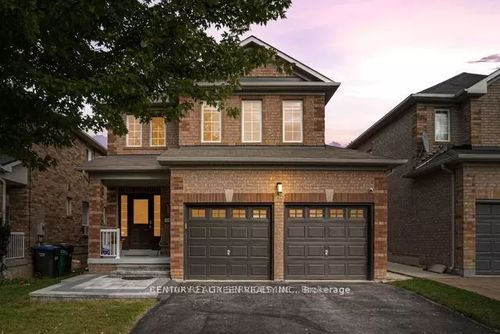 125 Fairhill Ave, Brampton, ON, L7A2Y8 | Card Image