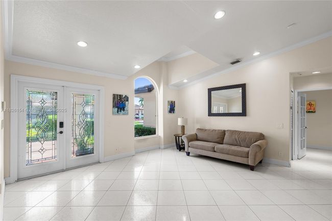 14288 Sw 21 St Ter, House other with 4 bedrooms, 4 bathrooms and null parking in Miami FL | Image 4