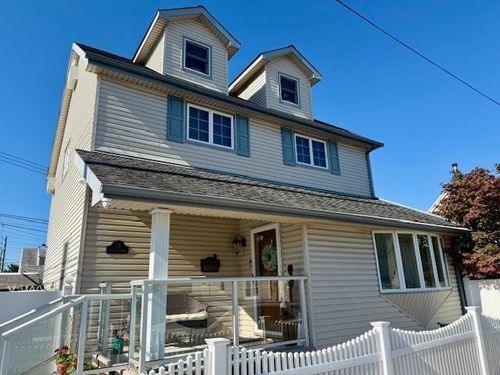 25 Celeste Ct, Brooklyn, NY, 11229-6540 | Card Image