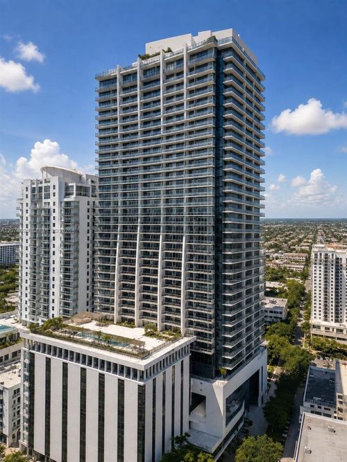 2009-1010 Brickell Ave, Miami, FL, 33131-3757 | Card Image