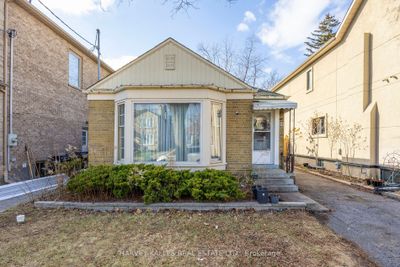 54 Athlone Rd, House other with 2 bedrooms, 2 bathrooms and 5 parking in East York ON | Image 1