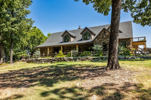 530 Eagles Nest Dr, Disney, OK, 74340-4002 | Card Image