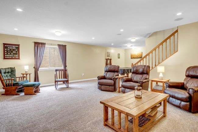 1430 Redbud Ct, House other with 5 bedrooms, 3 bathrooms and null parking in Halstead KS | Image 26